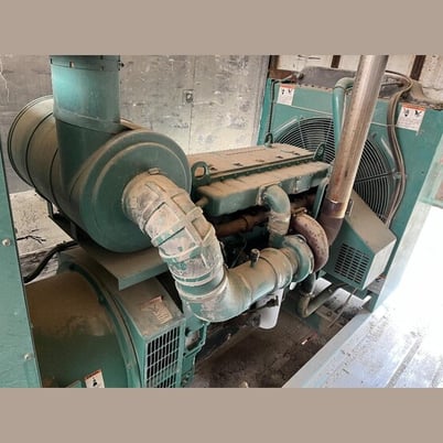 225 KW Cummins Onan #250DFAC, diesel generator set, prime, enclosed/semi-trailer, 1800 RPM, 480 Volts - Image 7