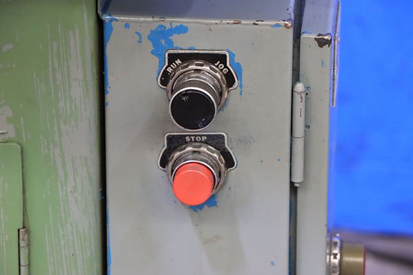1-1/4" x 9" Morrison #K, mechanical keyseater, 24" x27" table, centering vee, cutter bars, 2 HP, centering - Image 6