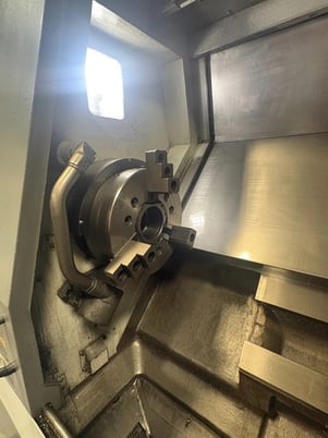 Samsung #SL-35A/1500, CNC Lathe, 23.6" swing, 4.5" bar, 20 HP, 2,000 RPM, 15" Chuck, 10-Station Turret, 2012 - Image 3
