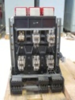 600 Amps, Siemens, K-600, electrically operated, drawout, #AB2899 - Image 3