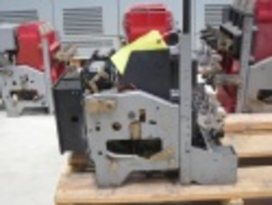600 Amps, Siemens, K-600, electrically operated, drawout, #AB2899 - Image 4
