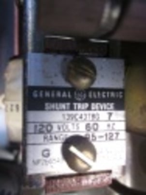 5000 Amps, General Electric, AKR-9D-125, electrically operated, drawout, #AB4573 - Image 3