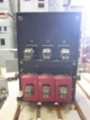 600 Amps, Eaton, DB-25, manually operated, drawout, #AB0396 - Image 4