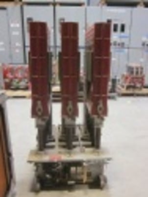 2000 Amps, Eaton, 150DH-P500, electrically operated, drawout, #AB0991 - Image 2