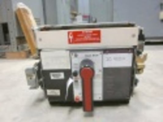 800 Amps, General Electric, THP88SS, manually operated, drawout, 600 Volts, #IC4020 - Image 4