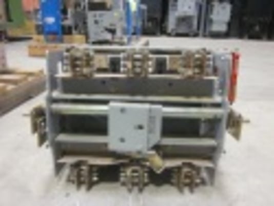 800 Amps, General Electric, THP88SS, manually operated, drawout, 600 Volts, #IC4020 - Image 5