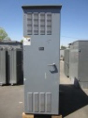 800 Amps, Square D, MP08H2, manually operated, drawout, 600 Volts, #IC4559 - Image 1