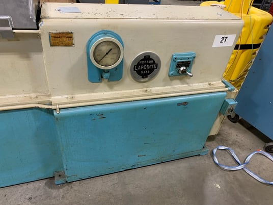 2.5 Ton x 24" stroke, LaPointe #HP5, from service & very nice running machine, Tag #16316 - Image 4