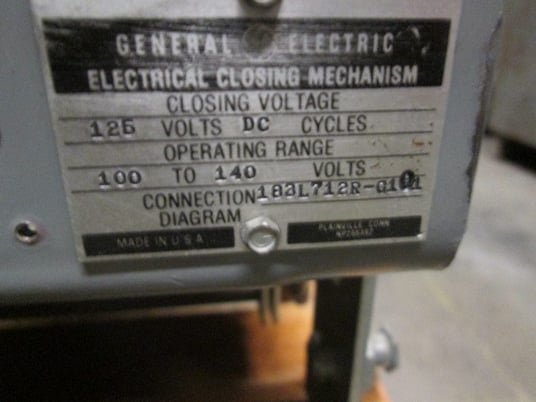 800 Amps, General Electric, akr- 5a-30, electrically operated, drawout - Image 3