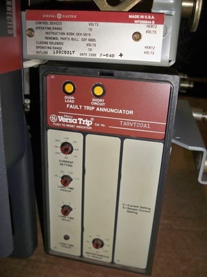 800 Amps, General Electric, akr- 6d-30s, manually operated, drawout - Image 3