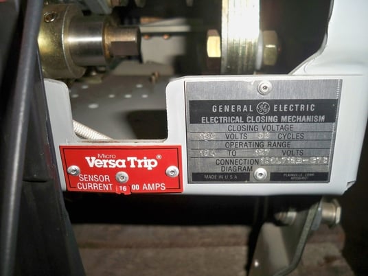 1600 Amps, General Electric, akr- 9d-50h, electrically operated, manually operated, drawout - Image 3