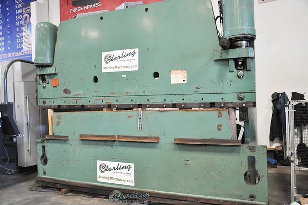300 Ton, Pacific #300-14, 14' overall, 149" between housing, 12" stroke, 10" throat,heavy duty hydraulic,foot - Image 1