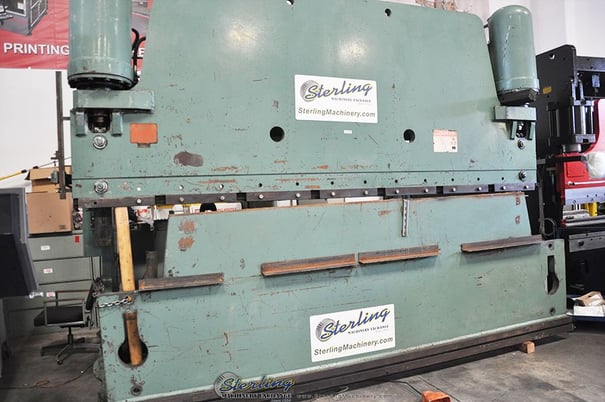 300 Ton, Pacific #300-14, 14' overall, 149" between housing, 12" stroke, 10" throat,heavy duty hydraulic,foot - Image 2