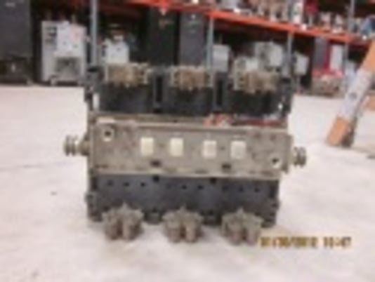 800 Amps, Eaton, SPB50, manually operated, drawout, 600 Volts, #IC5013 - Image 5