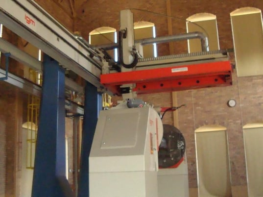 IGM, robotic welding cell, 1377" X, 118" Y, 59" Z, (2) 49" positioners, 151" swg, 2007, #26597 - Image 4