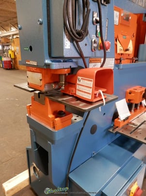 6" x 6" x 1/2" Scotchman #DO-70/110-24M, dual operator ironworker, 70 ton, 9" throat, made in the USA, new - Image 7