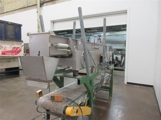 Eriez #HVC1210, high volume mech.conveyor, Style 9801618, .75 HP, s/n #23374, #12229A - Image 3