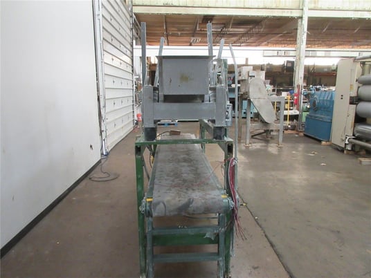 Eriez #HVC1210, high volume mech.conveyor, Style 9801618, .75 HP, s/n #23374, #12229A - Image 10