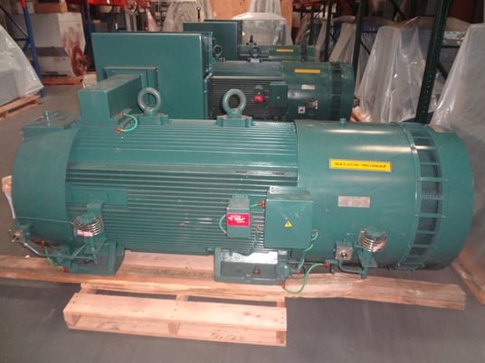 450 HP 716 RPM Reliance, Frame G400J, TEFC, SB, unused, 2300/4000 Volts (6 available) - Image 2
