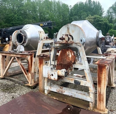 30 cu.ft. Gemco, double cone blenders, Stainless Steel, rated 125 lb/cu.ft., 4" rotary airlock valve (2 - Image 3