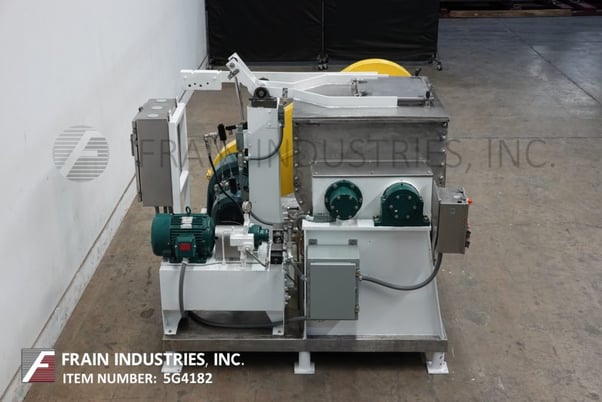 J.h. Day, Stainless Steel double arm sigma blade mixer, 18 cu.ft., 134 gallon, 5 HP, hydraulic operated cover - Image 3