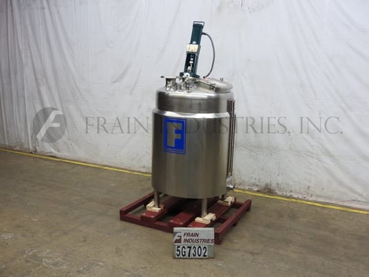 400 gallon Feldmeier, 304 Stainless Steel jacketed and insulated tank, 48" diameter x 52" deep, slant bottom - Image 1