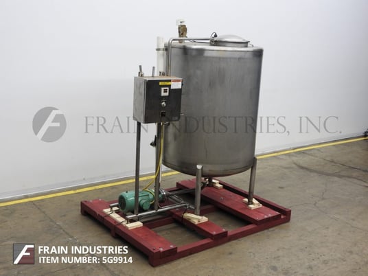 700 gallon Darlington Dairy Supply, 304 Stainless Steel single wall tank, 55" OD x 72" straight wall, flat - Image 5