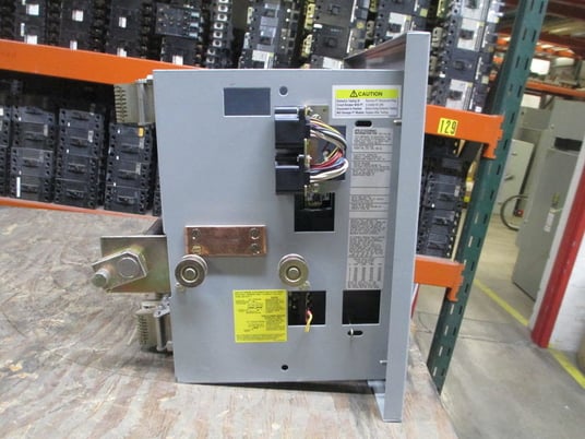 1600 Amps, Cutler-Hammer C-H, SPBMR316C, 3W, 600V, RMS910 trip, LSG, aux switch, shunt, electrically - Image 4