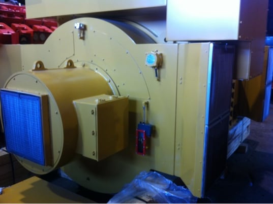 5400 KW, 1000 RPM, Kato, #2869700, 6351/11000 Volts, double bearing, new surplus, 2011 - Image 2