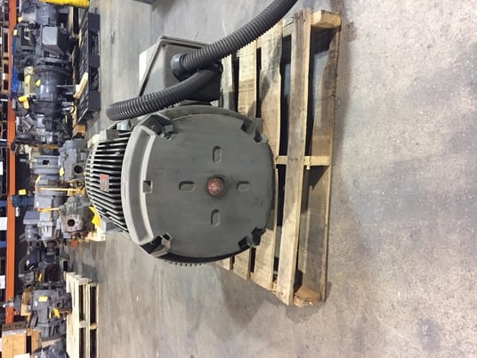 200 HP 1780 RPM General Electric, Frame 445TSD, ODP, 218 amp, 460 Volts (3 available) - Image 3