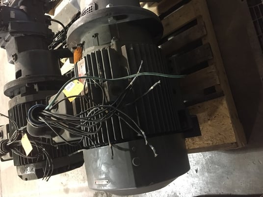 40 HP 3565 RPM General Electric, Frame 324TSD, TEFC, 67.4/43.9 amp, 230/460 Volts - Image 4