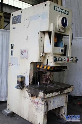 88 Ton, Seyi #MK88, OBG press, 5.9" stroke, 40-75 SPM, 13" die hght, 3.1" adj., 1992, #67680 - Image 5