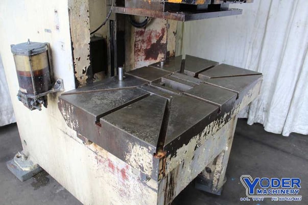 88 Ton, Seyi #MK88, OBG press, 5.9" stroke, 40-75 SPM, 13" die hght, 3.1" adj., 1992, #67680 - Image 9