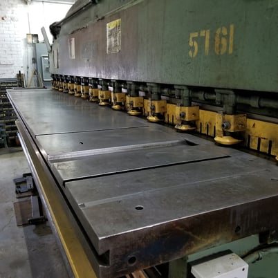 3/8" x 14' Cincinnati #2514, mechanical, 24" back gauge, 50 SPM, 18" gap fr., 15 hydraulic holdowns - Image 2