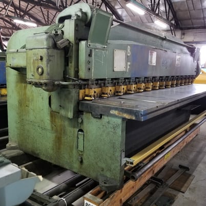 3/8" x 14' Cincinnati #2514, mechanical, 24" back gauge, 50 SPM, 18" gap fr., 15 hydraulic holdowns - Image 3