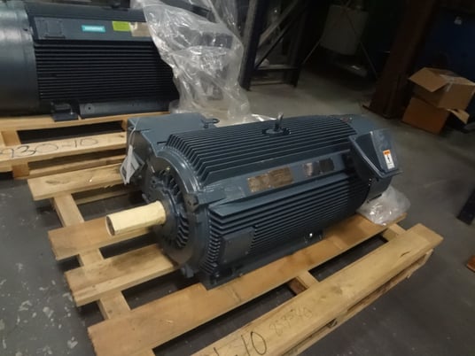 Image 1 for 350 HP 1800 RPM Siemens, Frame 449T, TEFC, BB, new, 2300/4000 V.(2 available)