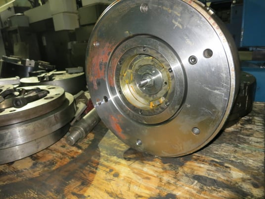 Image 4 for 18" KCM #80018, 3-jaw wedge type power chuck, 5.156" thick, 11.779" plain back, 2000