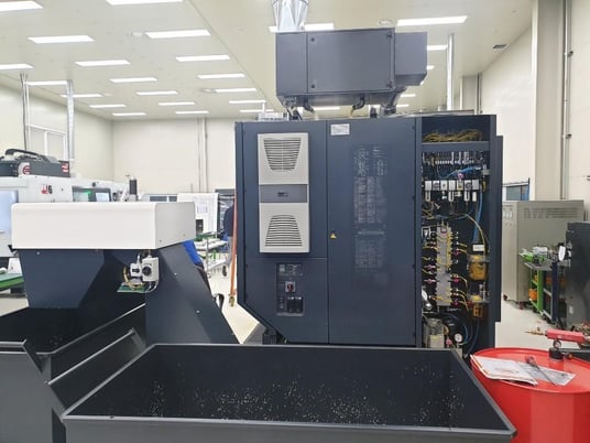 Image 3 for DMG #DMC-60FD-duoBlack, CNC 5-Axis horizontal machining center, Siemens Control, 630mm Rotary Table, automatic tool changer, Chip Conveyor, 2011