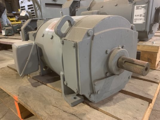 Image 1 for 5 HP 1200 RPM General Electric, Frame 259ATY, TEFC BB, new surplus, 500VA, 300VF