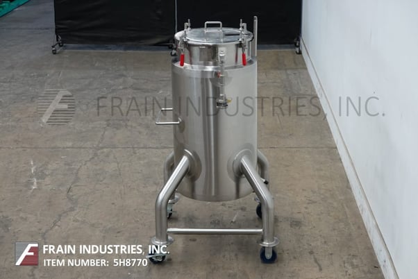 Image 3 for 55 gallon Lee #55DP, 316 Stainless Steel jacketed mixing tank, 100 psi, 20" ID x 40" straight side, flat top with clamp down cover, dish bottom