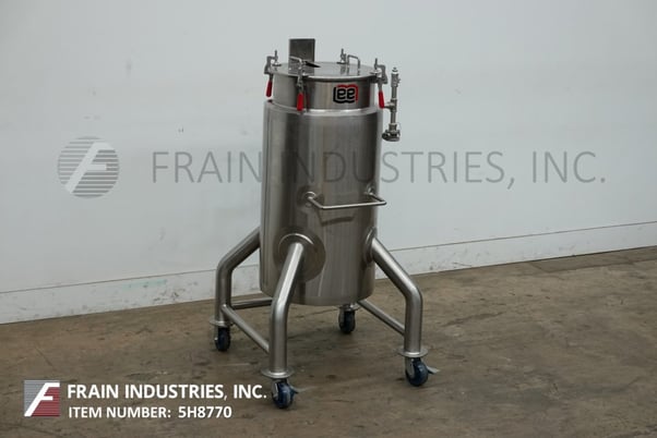 Image 5 for 55 gallon Lee #55DP, 316 Stainless Steel jacketed mixing tank, 100 psi, 20" ID x 40" straight side, flat top with clamp down cover, dish bottom