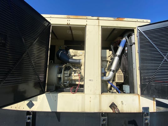 Image 9 for 500 KW Kohler #500REOZVB, standby diesel generator set, sound atternuated enclosure, 480 Volts, Tier 2,372 hrs, 2007