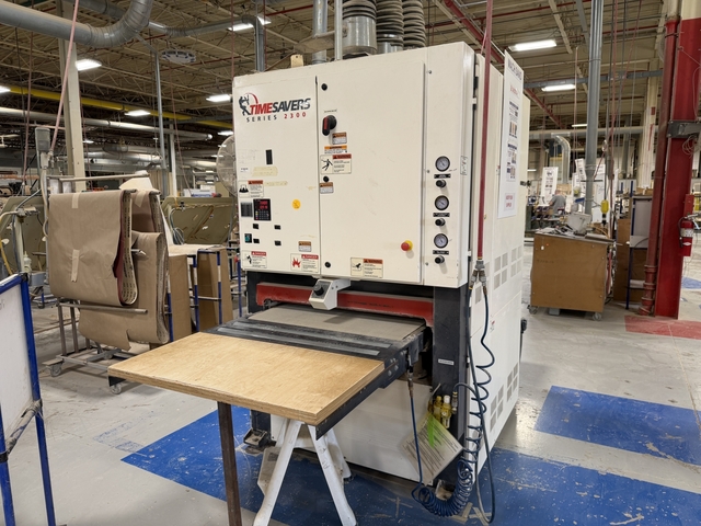 37" Timesavers #2331-23-001, 3-Head Wide Belt Sander, 5" max thickness, 37" x 75" belt, 25/20/15 HP, 15-45 - Image 2