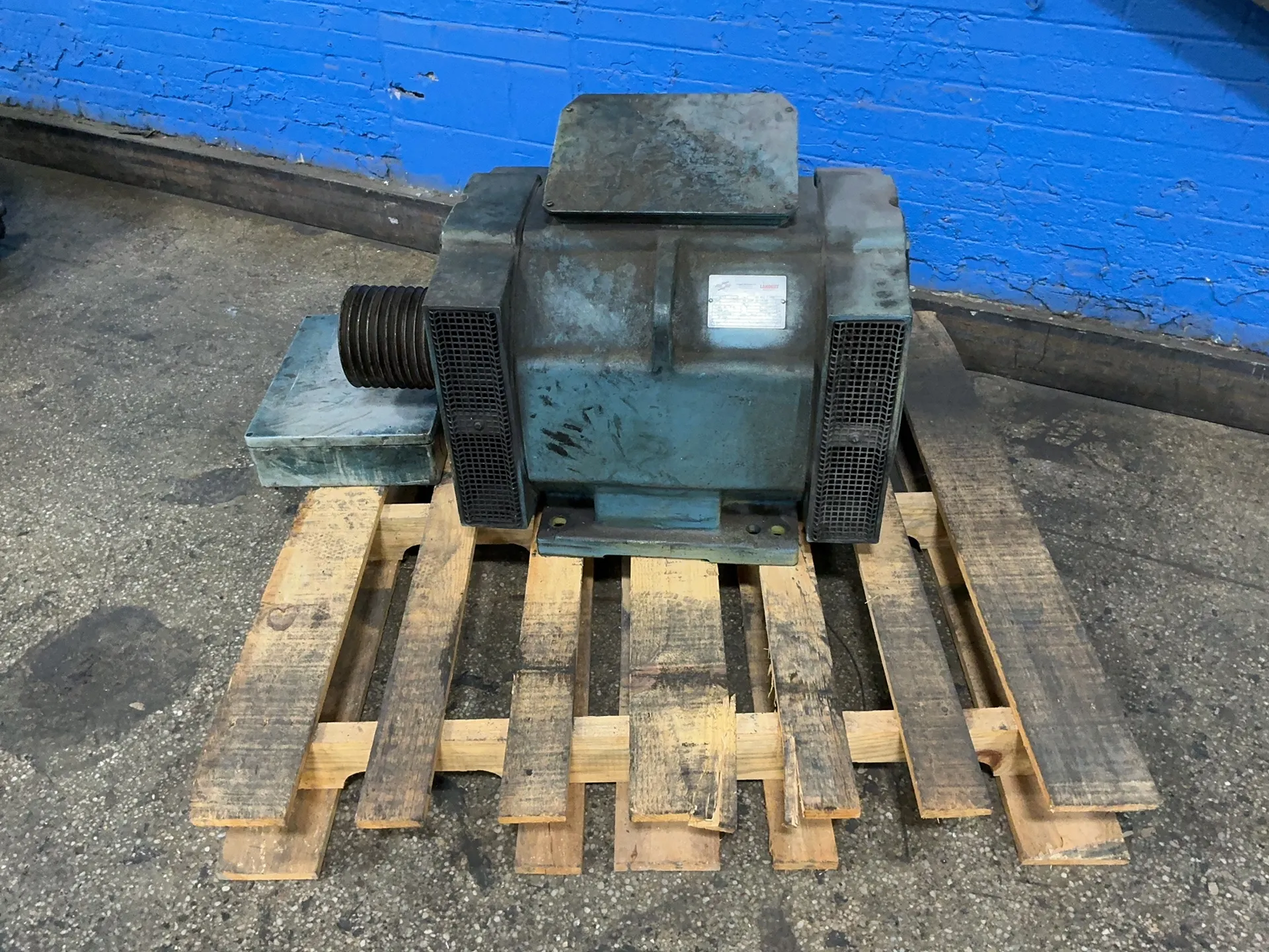 55/37 HP KW RPM 1775/1155 RPM Landert #KD-250M-75-V4/6D, 3 phase, 60 Hz, 480 Volts - Image 2