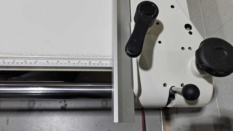 SCM #SC4E, Sliding Table Saw, 8.5' sliding table, 12" blade, 50" rip capacity, 3.94" @ 90&deg; blade projection - Image 6