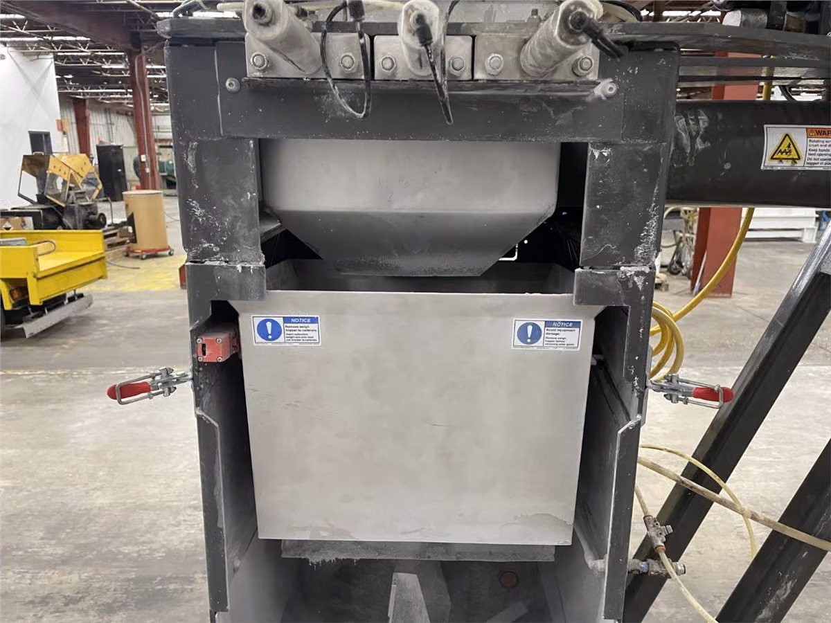 AEC #BD-2500-4R, 3 component gravimetric blender, 2,500 PPH - Image 3