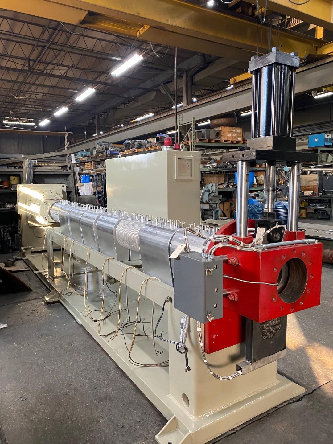 6" NRM, extruder, 30:1 L/D, vented, air cooled, 8 zone barrel, 400 HP US Motors AC, WEG CFW11 drive, 14 zone - Image 6