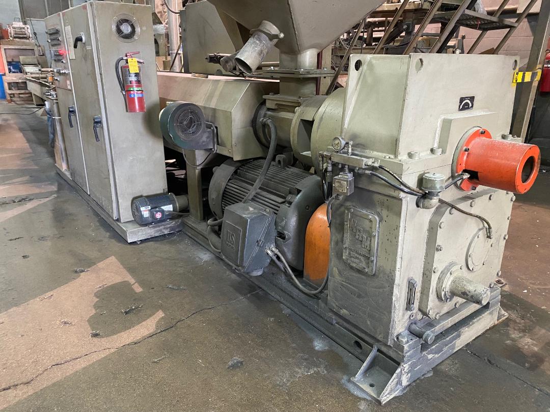 6" NRM, extruder, 30:1 L/D, vented, air cooled, 8 zone barrel, 400 HP US Motors AC, WEG CFW11 drive, 14 zone - Image 9
