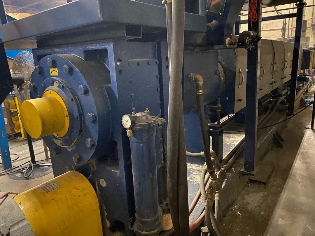 10"/6" AET, dual diameter film reclaim extruder, 32:1 L/D, vented, 400 HP AC, Yaskawa drive, Koellmann gear - Image 6