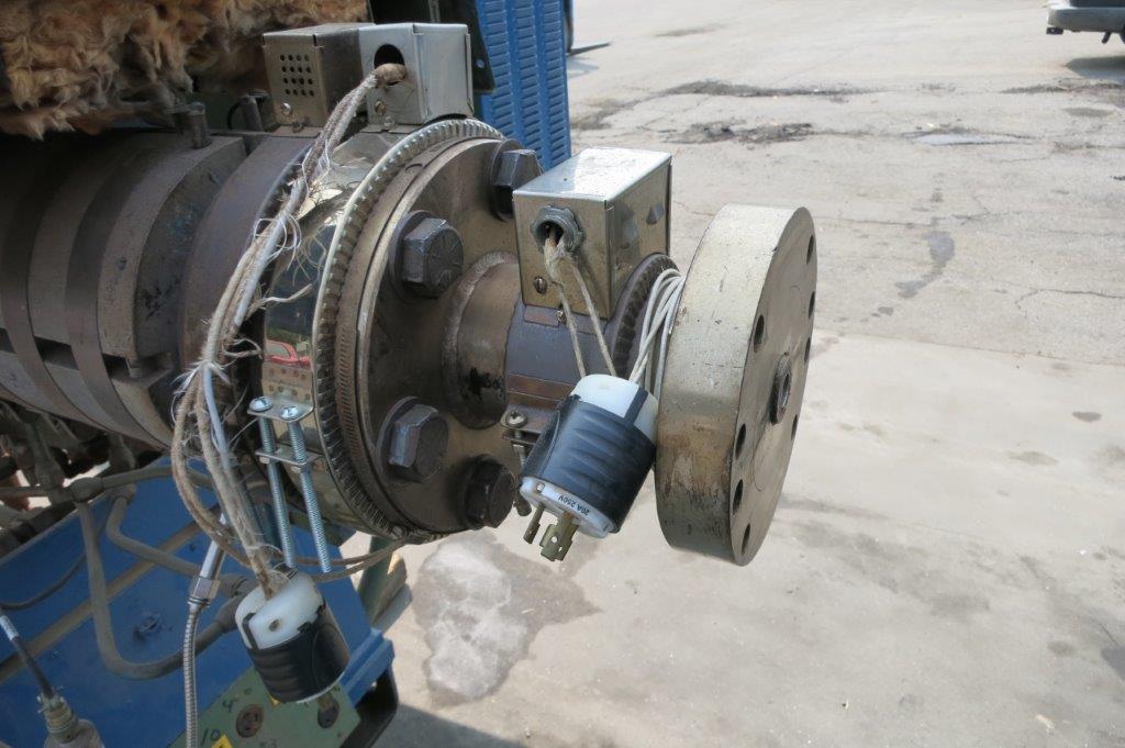 3.5" NRM #PM70, sheet extrusion line, 24:1 L/D, water cooled, 75 HP AC, 3-roll sheet stack, 41" wide chill - Image 4